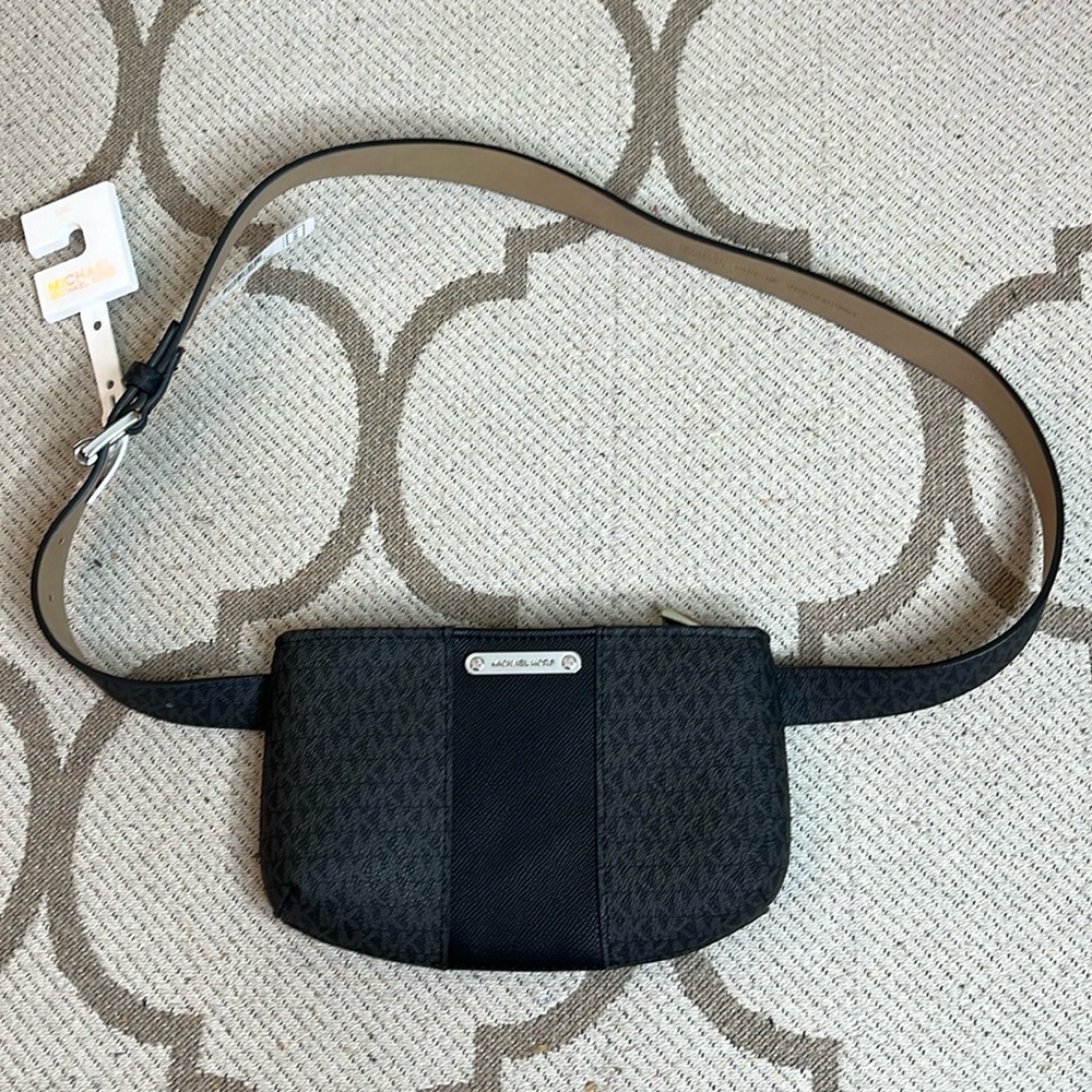 Michael Michael Kors Women's Silver Jet Set Fanny Pack Belt Bag, L/XL